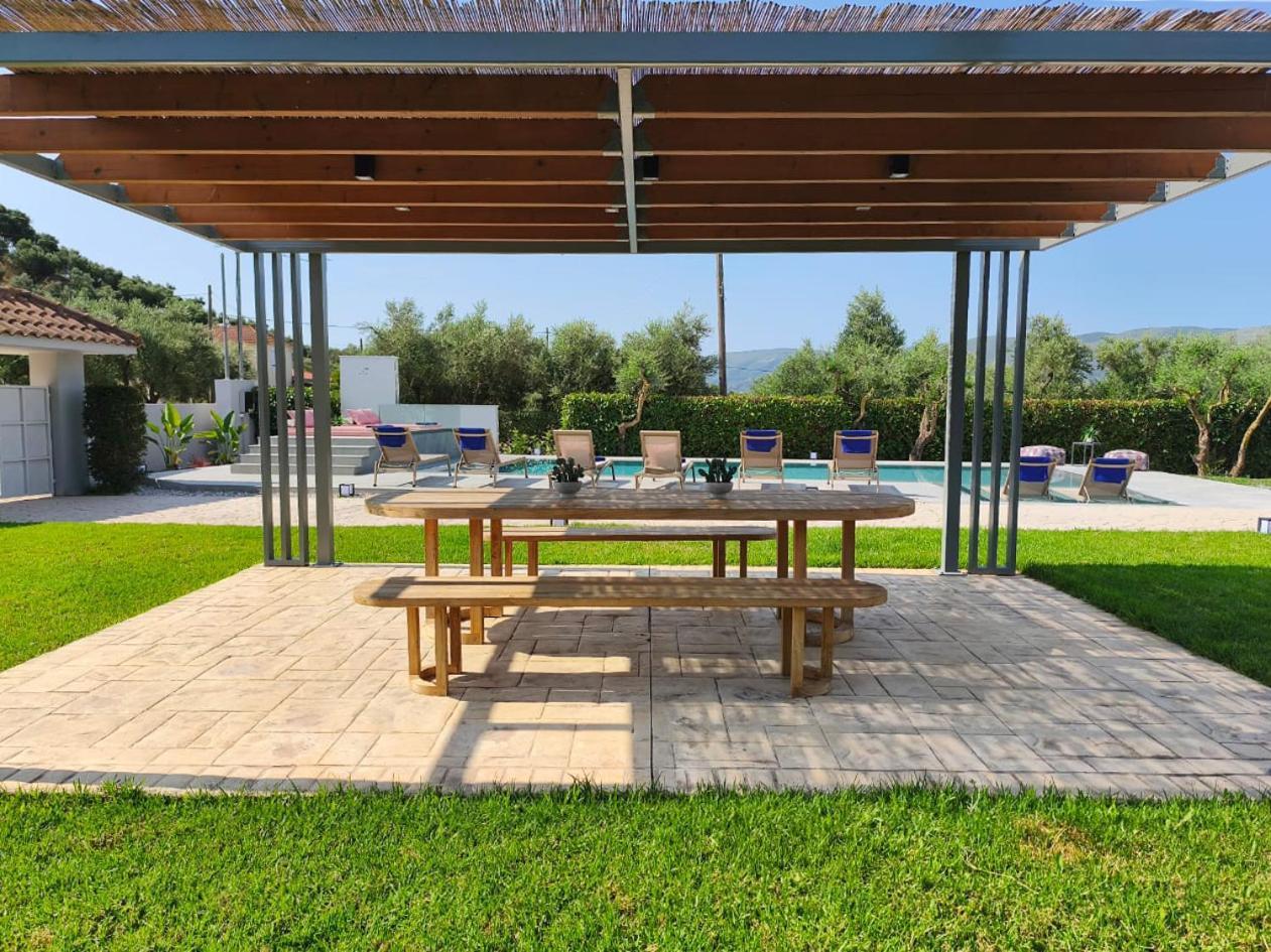 Gala'S Elegant Home Villa Tragaki Exterior photo